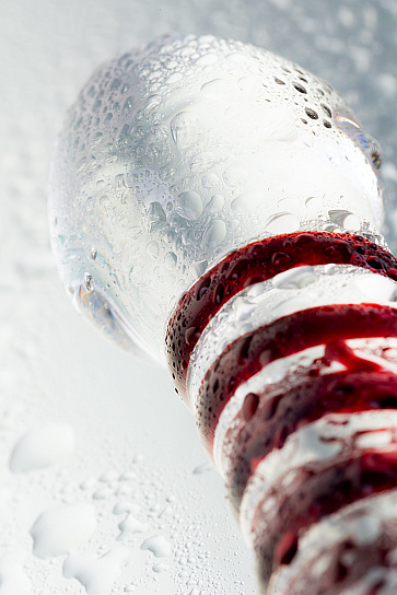 Фаллоимитатор из стекла с красными элементами рельефа, 19 см