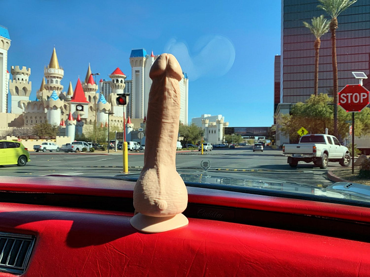 Супер-реалистичный вибратор Gvibe Greal, 22 см