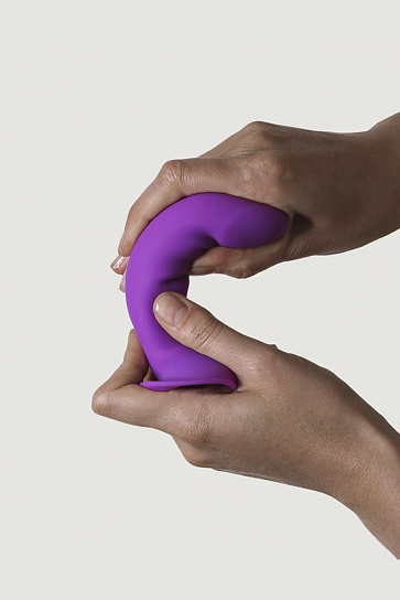 Фаллоимитатор на присоске с двойной плотностью Adrien Lastic HITSENS S06 13.5 см, фиолетовый