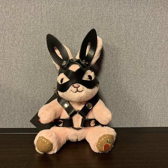 Подарочный бдсм-зайчик BDSM-Арсенал в маске розовый, мини-размер