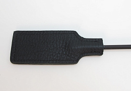 Черный стек с плетеной ручкой