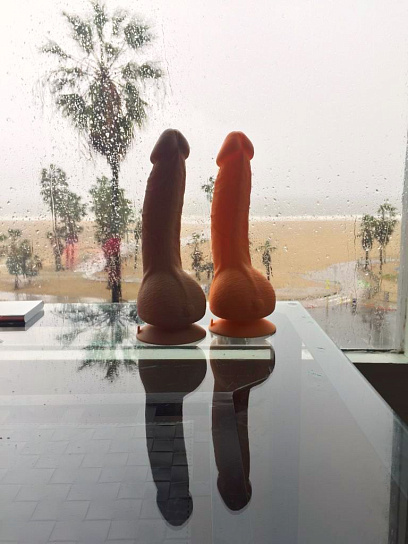 Супер-реалистичный вибратор Gvibe Greal, 22 см