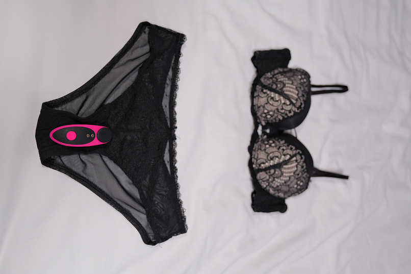 Мини вибратор в трусики Lovense Ferri Мини вибратор в трусики Lovense Ferri