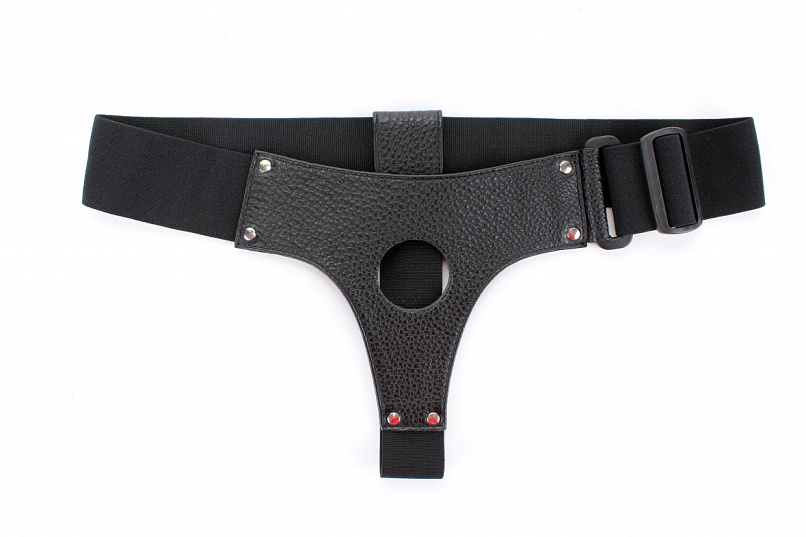 Трусики для страпона из кожи