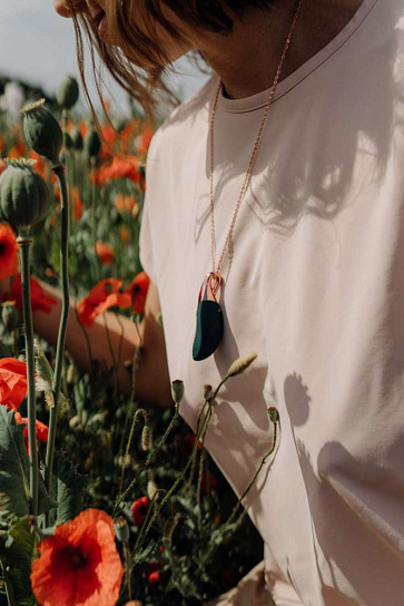 Вибратор-кулон Lola Games Liberty Leaf, листочек, зеленый