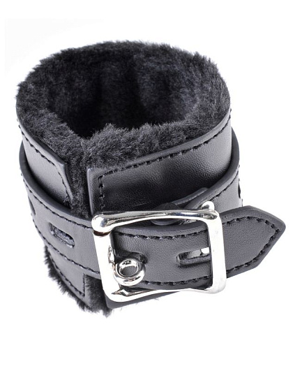 Наручи на цепочке с мехом Cumfy Cuffs