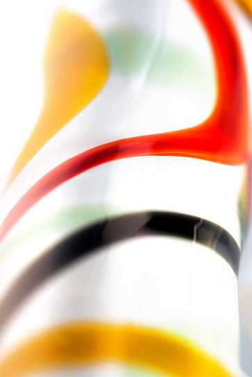 Радужный фаллоимитатор из стекла DILDO, 19 см