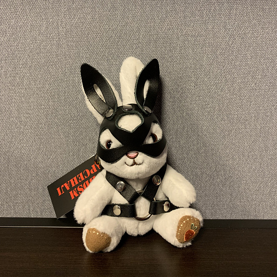 Подарочный бдсм-зайчик BDSM-Арсенал в маске белый, мини-размер