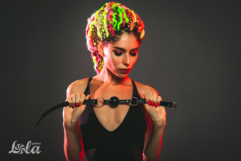 Кляп с шаром без отверстий CRAVE