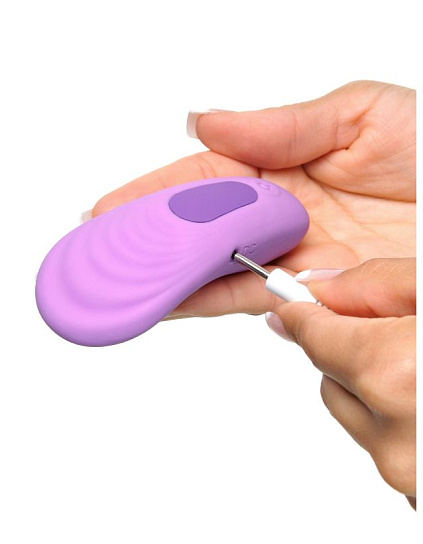 Небольшой вибростимулятор с пультом ДУ Fantasy For Her