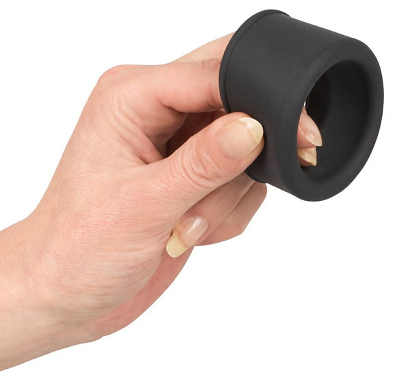 Черная сменная насадка для помпы