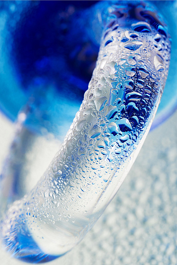 Стеклянная пробка с кольцом у основания