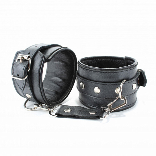 Наручники из гладкой кожи