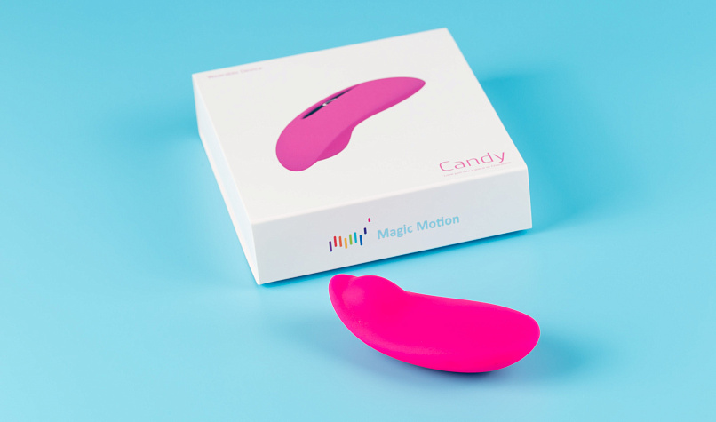 Розовый клиторальный smart-стимулятор Magic Motion Candy 7,8 см