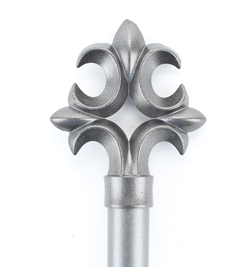 Плеть с ручкой в готическом стиле