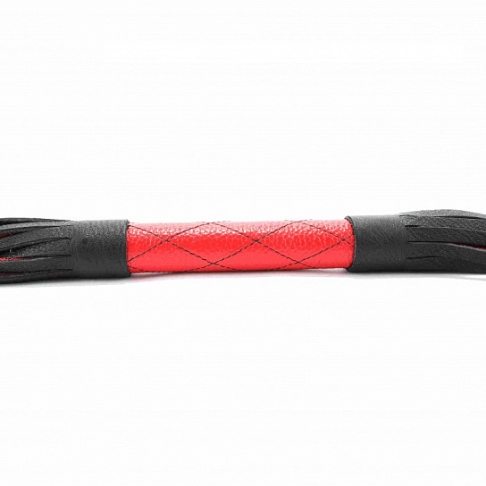 Кожаная плетка с жетской рукояткой